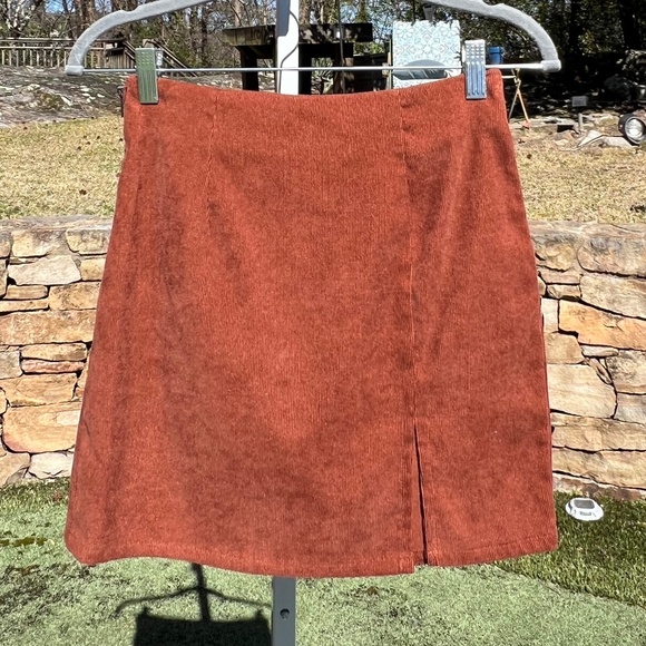 Burnt Orange Velvet Mini Skirt with Slit and Zipper Side - Picture 1 of 13